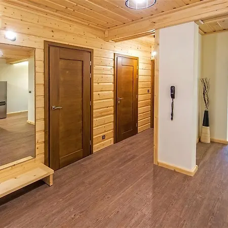 Apartment 58 Czarny Gron